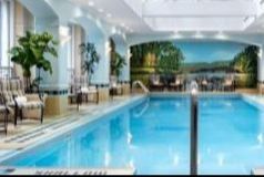 ZoomTravels-travel-toronto-best-luxury-hotels-family