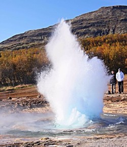 ZoomTravels-travel-iceland-Thingvillir-geyser